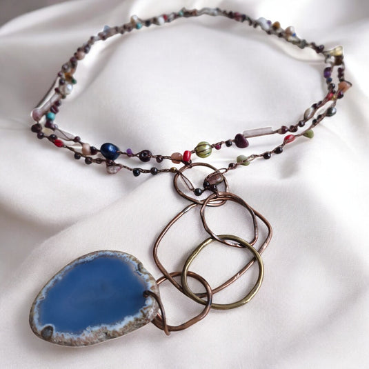 Handmade Beaded Necklace with Agate Pendant
