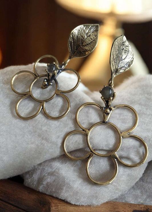 Earrings / Labradorite Brass Larnil Default Title Default Title-